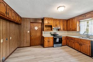 2105 Lakeview Drive - Photo 10