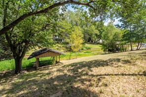 2105 Lakeview Drive - Photo 32