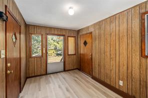 2105 Lakeview Drive - Photo 5