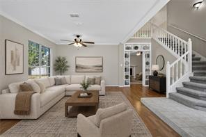 2201 W Brooklake Street - Photo 1
