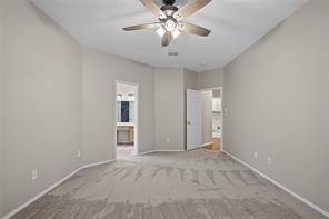 2201 W Brooklake Street - Photo 12