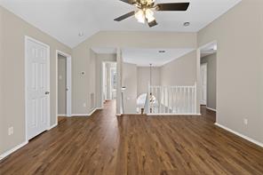 2201 W Brooklake Street - Photo 16