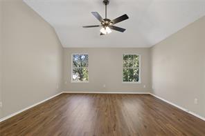 2201 W Brooklake Street - Photo 17
