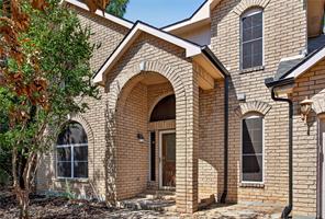 2201 W Brooklake Street - Photo 2