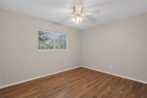 2201 W Brooklake Street - Photo 20