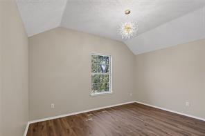 2201 W Brooklake Street - Photo 25