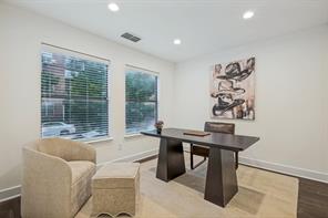 2420 Hugo Street - Photo 10