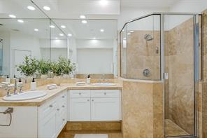 2420 Hugo Street - Photo 30