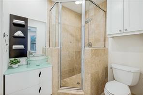 2420 Hugo Street - Photo 32