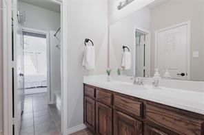 2924 Broken Spoke Lane - Photo 19