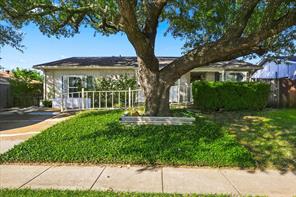 6305 Magnolia Lane - Photo 2