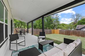 776 E Fulton Street - Photo 18