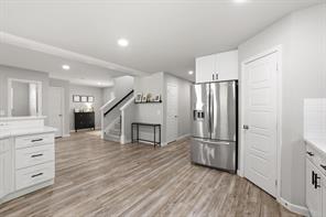 776 E Fulton Street - Photo 2