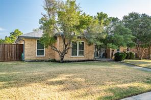 1304 River Oaks Drive - Photo 2