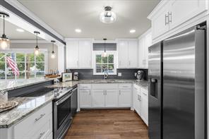 1801 Woodlawn Avenue - Photo 12