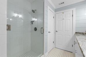 1801 Woodlawn Avenue - Photo 24