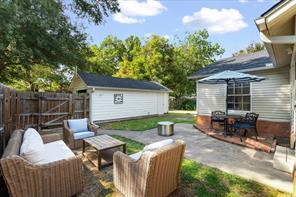1801 Woodlawn Avenue - Photo 31