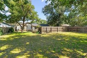 1801 Woodlawn Avenue - Photo 34