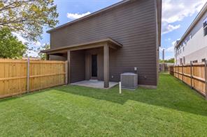 818 Lambert Street - Photo 39