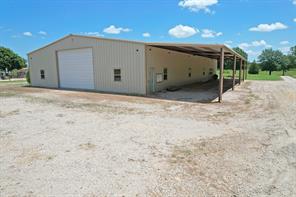 187 County Road 3230 - Photo 2