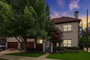 605 Montgomery Street - Photo 1