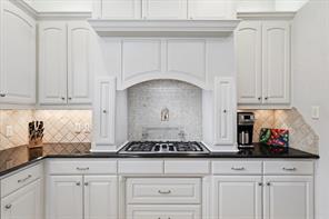605 Montgomery Street - Photo 13