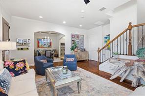 605 Montgomery Street - Photo 5