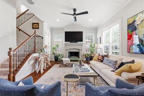 605 Montgomery Street - Photo 7