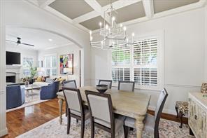 605 Montgomery Street - Photo 9