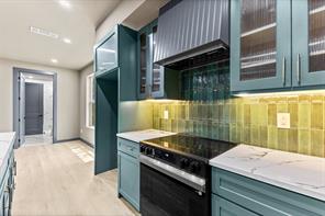 820 Lambert Street - Photo 5