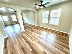 1812 Arbordale Way - Photo 10
