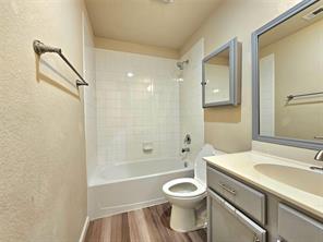 1812 Arbordale Way - Photo 3