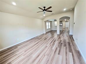 1812 Arbordale Way - Photo 9