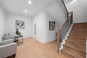 1508 Holly Avenue - Photo 4