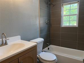 2504 Normont Circle - Photo 16