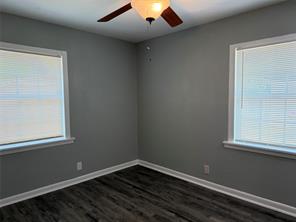 2504 Normont Circle - Photo 17