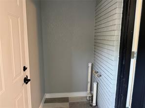 2504 Normont Circle - Photo 21