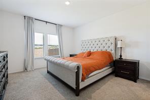 2303 Peregrine Way - Photo 10