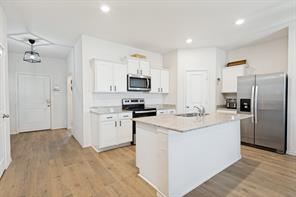 2303 Peregrine Way - Photo 3