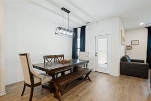 2303 Peregrine Way - Photo 8
