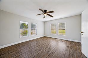3607 Lee Street - Photo 5