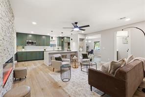 2123 Greenbriar Lane - Photo 12