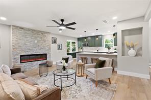2123 Greenbriar Lane - Photo 8