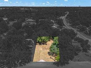 406 W Ball Street - Photo 2