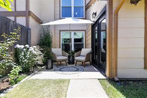 2115 Warnford Place - Photo 32
