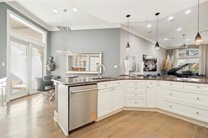 2716 Hibernia Street - Photo 8