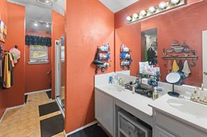 2610 Vistaview Drive - Photo 14