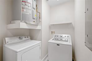 5055 Addison Circle - Photo 26