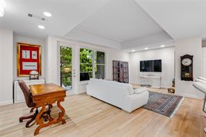 5055 Addison Circle - Photo 8