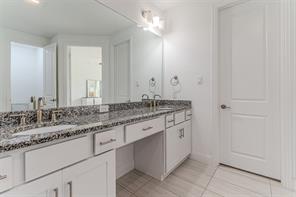 2515 Bedford Road - Photo 5